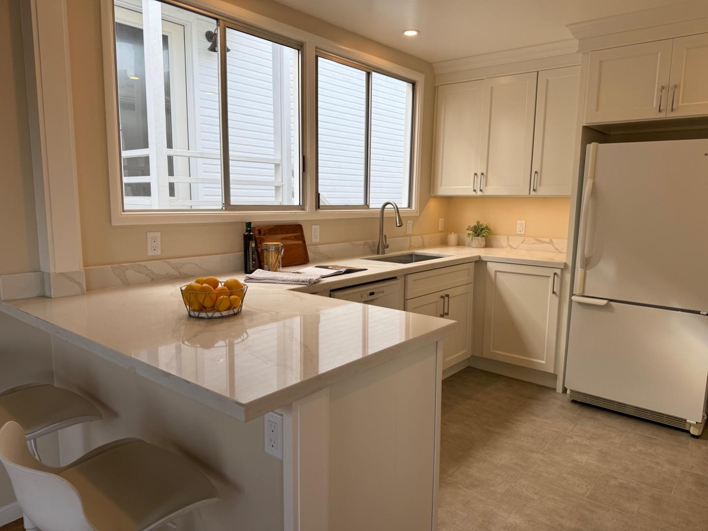 Detail Gallery Image 11 of 30 For 41 Lake Meadow Dr, Daly City,  CA 94015 - 2 Beds | 1 Baths