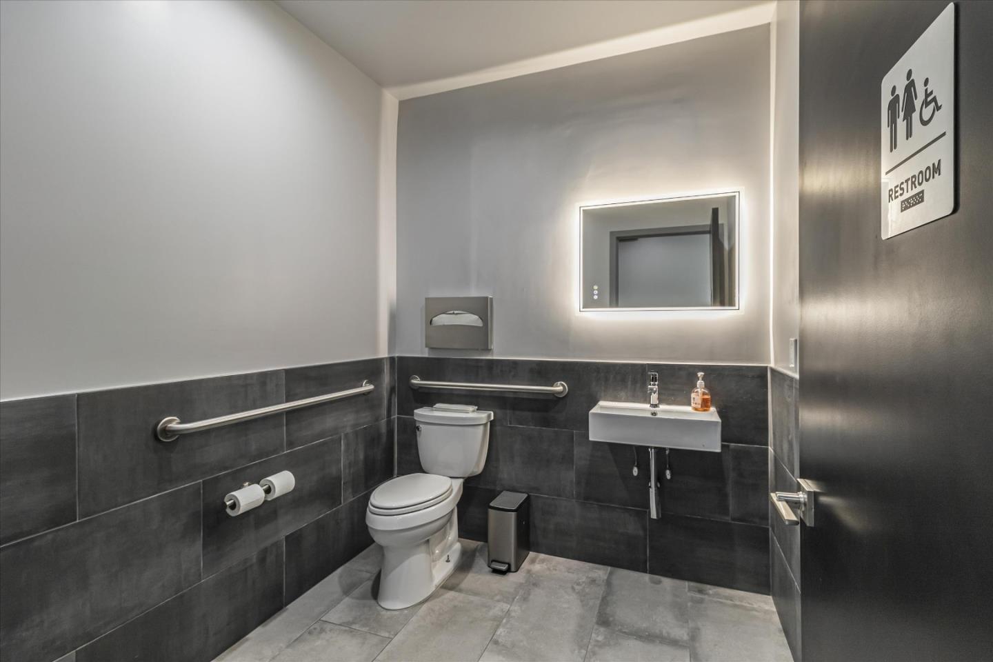 Detail Gallery Image 15 of 25 For 1946 Otoole Way Unit a,  San Jose,  CA 95131 - – Beds | – Baths