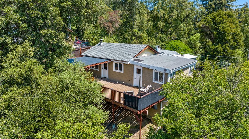 Detail Gallery Image 2 of 31 For 230 Riverview, Boulder Creek,  CA 95006 - 2 Beds | 2 Baths