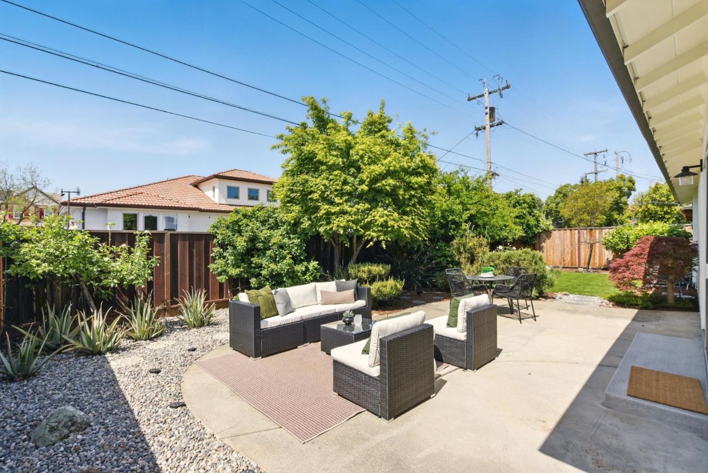 Detail Gallery Image 21 of 27 For 225 Longview Dr, Morgan Hill,  CA 95037 - 3 Beds | 2 Baths