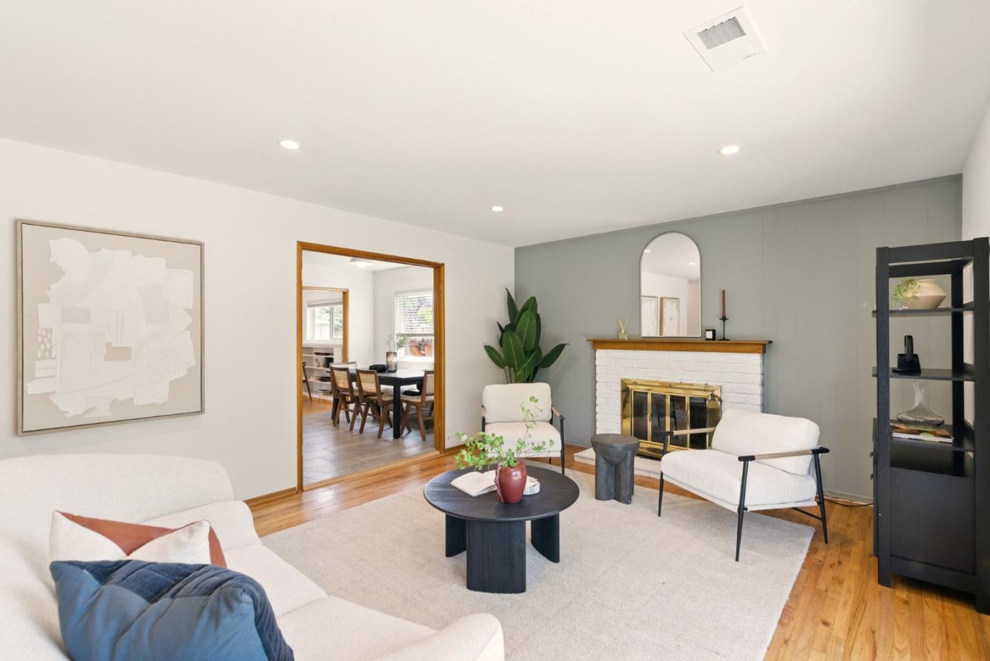 Detail Gallery Image 5 of 27 For 225 Longview Dr, Morgan Hill,  CA 95037 - 3 Beds | 2 Baths