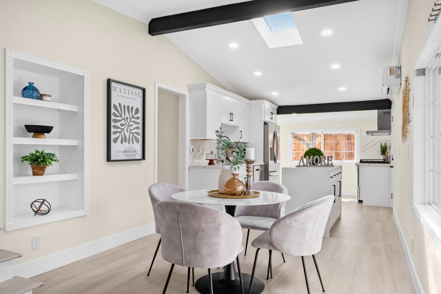Detail Gallery Image 11 of 45 For 937 Farley St, Mountain View,  CA 94043 - 3 Beds | 2 Baths