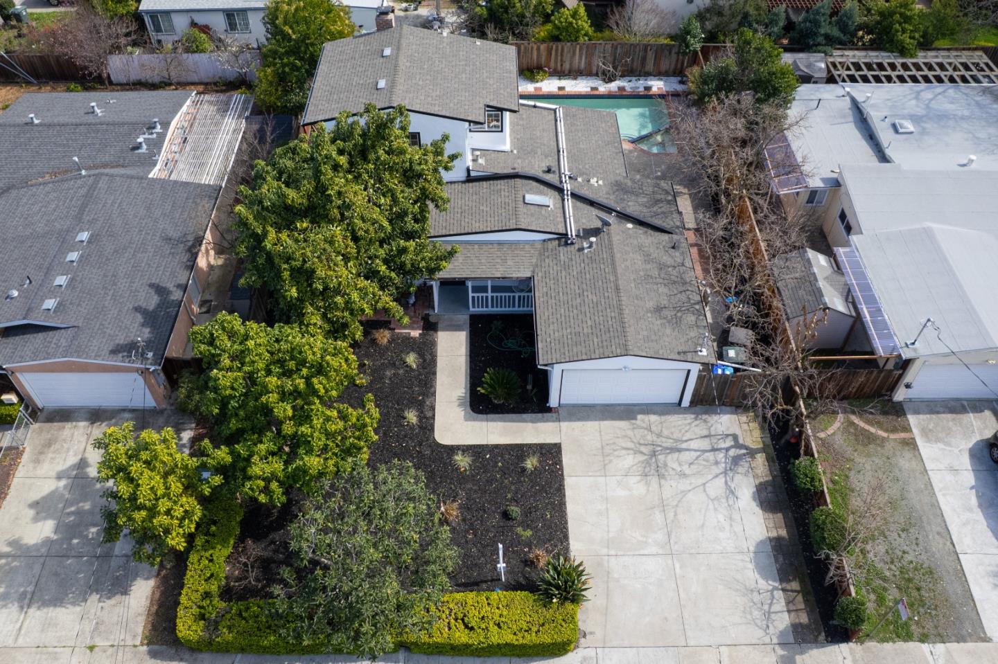 Detail Gallery Image 38 of 45 For 937 Farley St, Mountain View,  CA 94043 - 3 Beds | 2 Baths