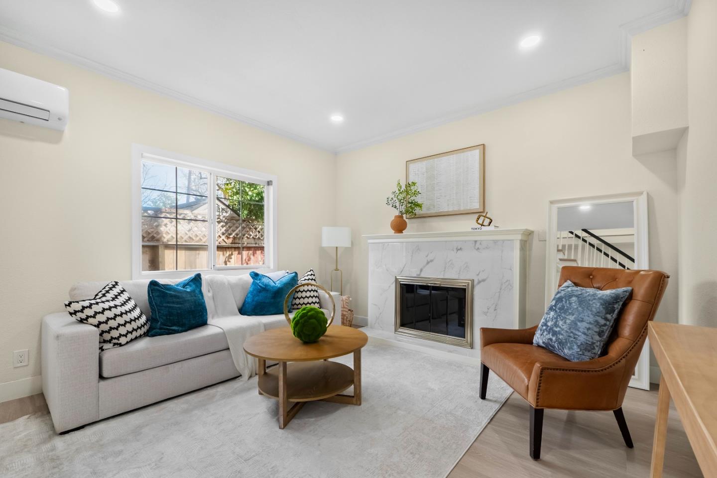 Detail Gallery Image 6 of 45 For 937 Farley St, Mountain View,  CA 94043 - 3 Beds | 2 Baths