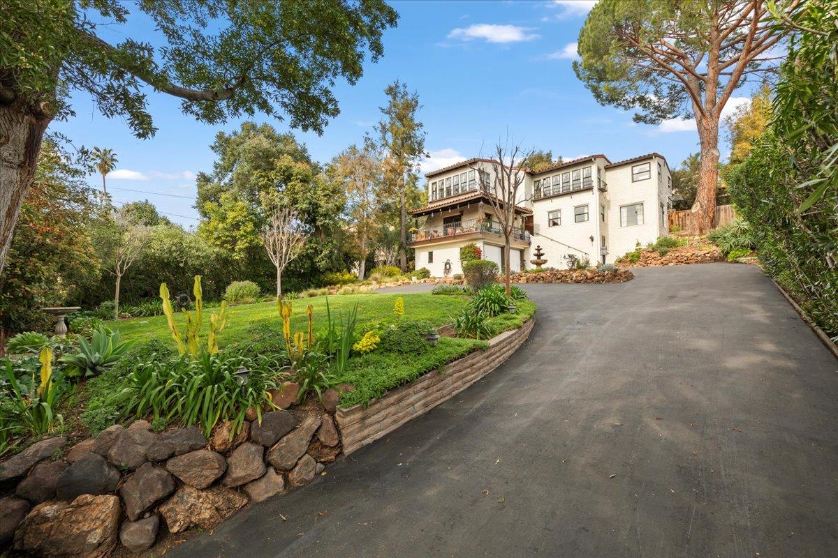 Detail Gallery Image 2 of 43 For 338 Gordon Ave, San Jose,  CA 95127 - 4 Beds | 2 Baths