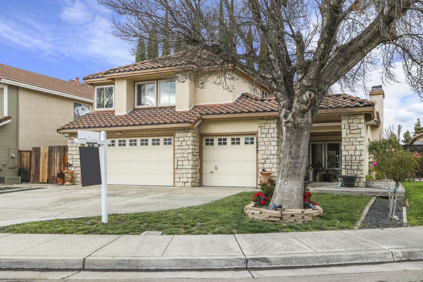 1545 Deer Run Ln, San Joaquin County, CA 95376 photo 5
