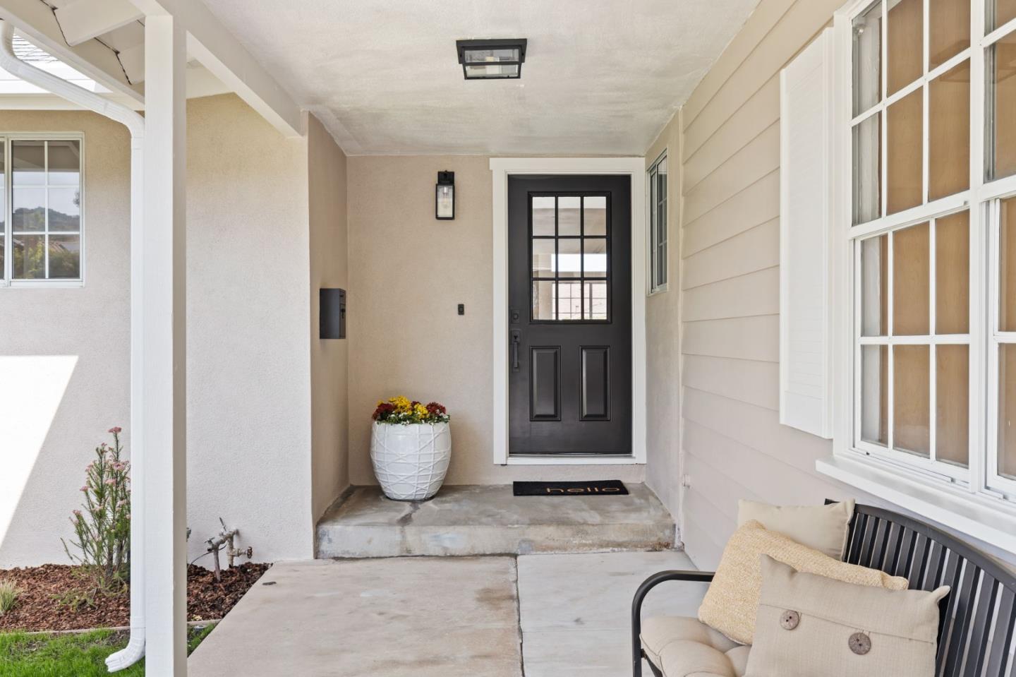 Detail Gallery Image 2 of 22 For 1661 Hyacinth Ln, San Jose,  CA 95124 - 3 Beds | 2 Baths