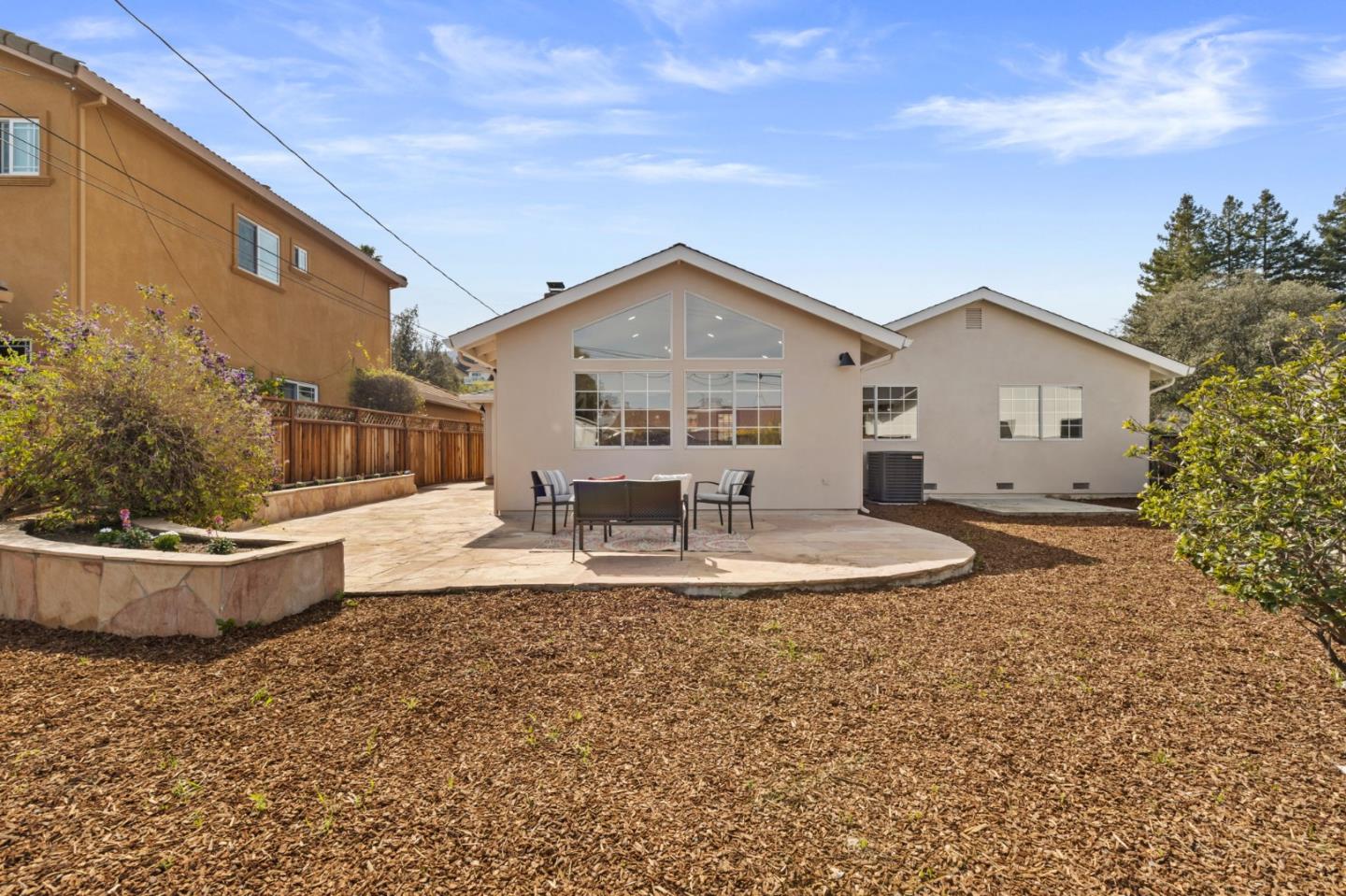 Detail Gallery Image 20 of 22 For 1661 Hyacinth Ln, San Jose,  CA 95124 - 3 Beds | 2 Baths