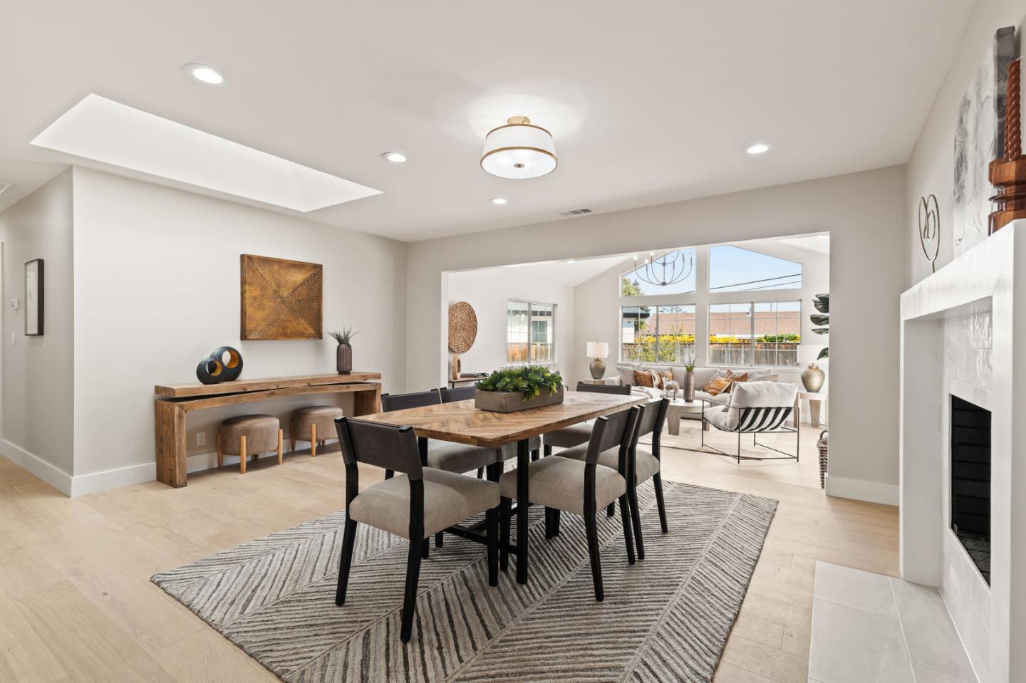 Detail Gallery Image 9 of 22 For 1661 Hyacinth Ln, San Jose,  CA 95124 - 3 Beds | 2 Baths