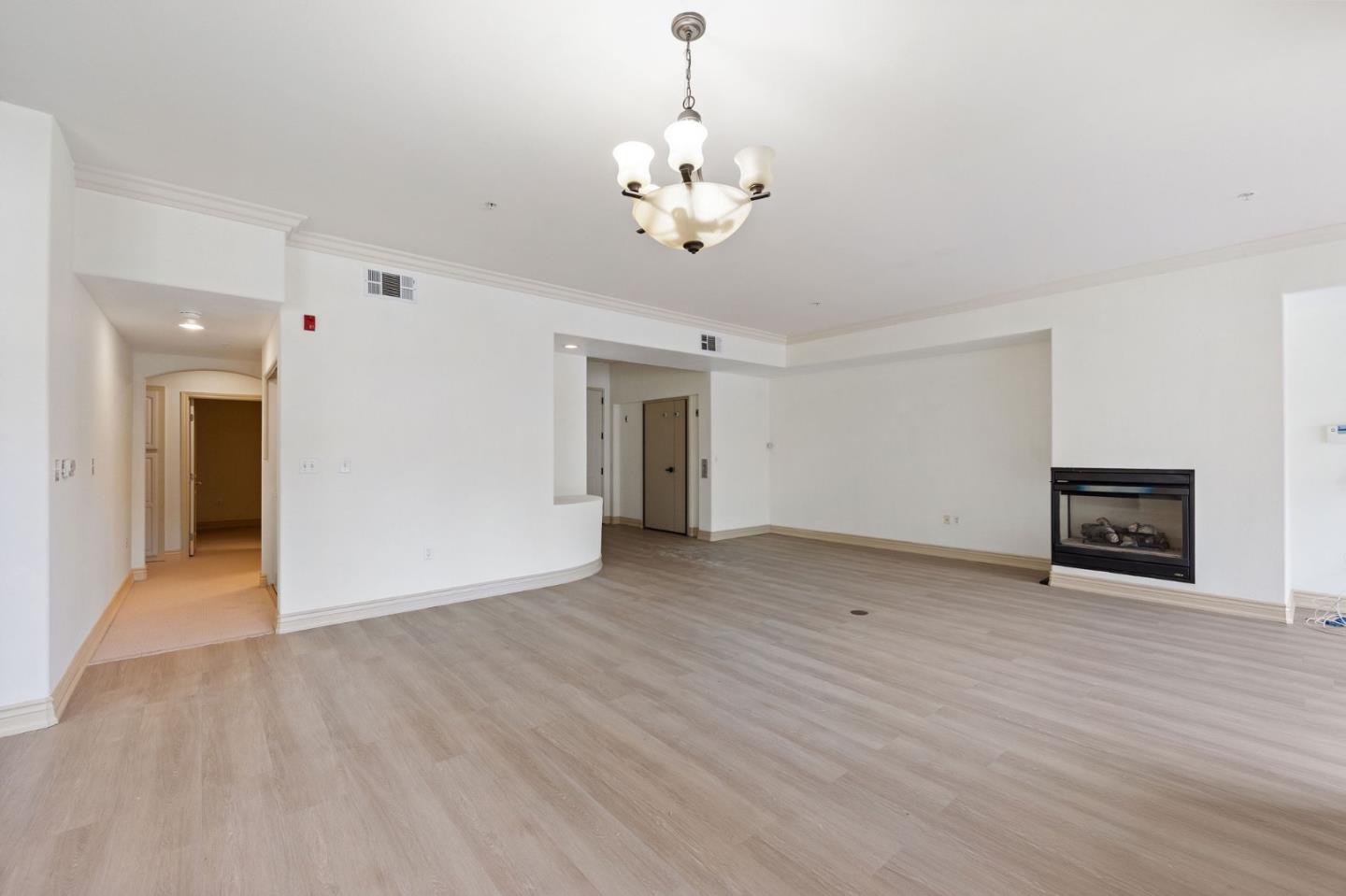 Detail Gallery Image 15 of 73 For 88 S Broadway #2101,  Millbrae,  CA 94030 - 2 Beds | 2 Baths
