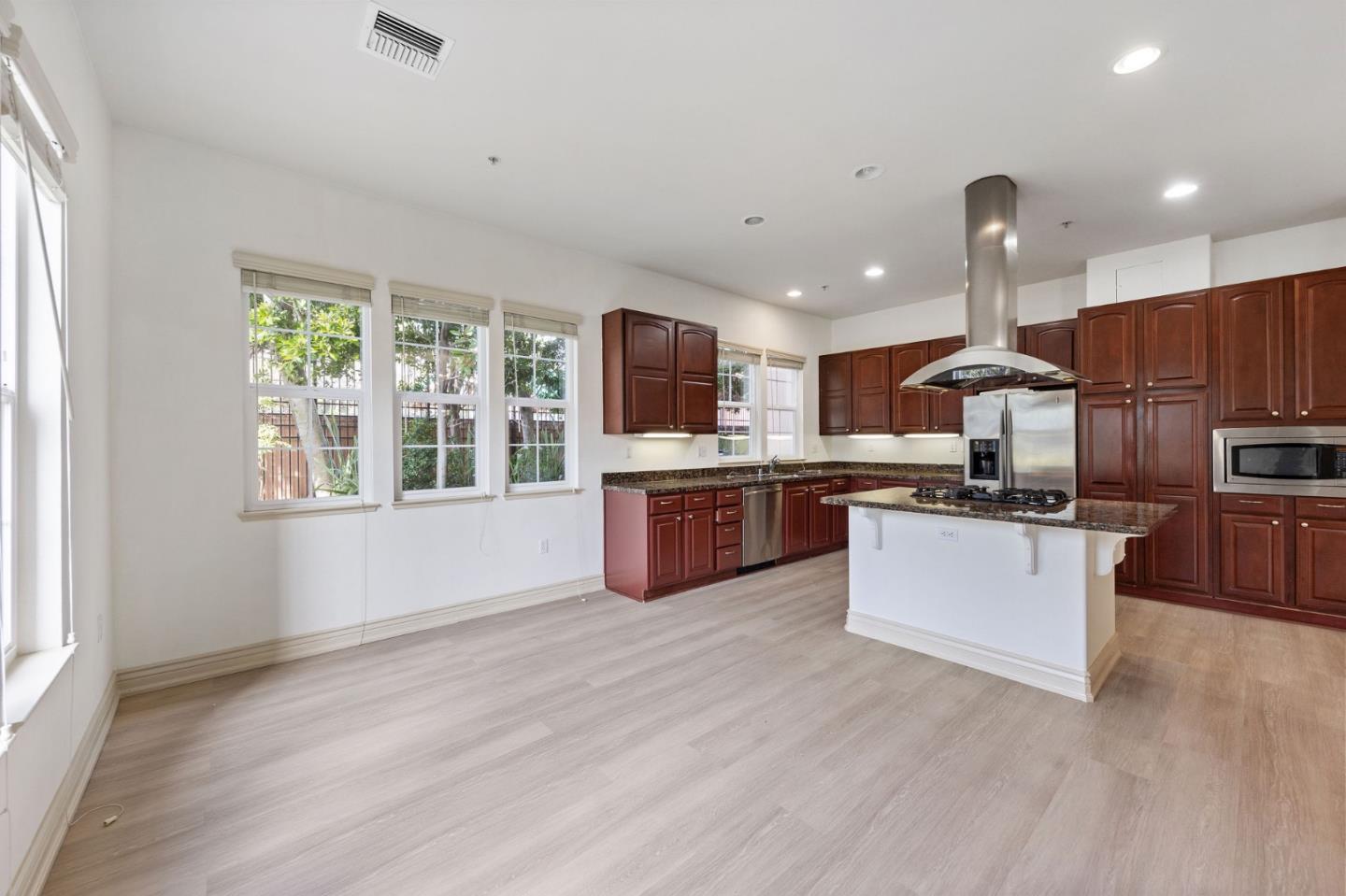 Detail Gallery Image 27 of 73 For 88 S Broadway #2101,  Millbrae,  CA 94030 - 2 Beds | 2 Baths