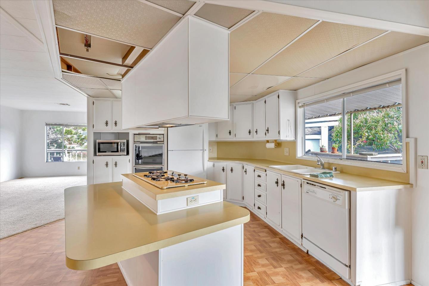 Detail Gallery Image 17 of 54 For 2395 Delaware Ave #77,  Santa Cruz,  CA 95060 - 2 Beds | 2 Baths