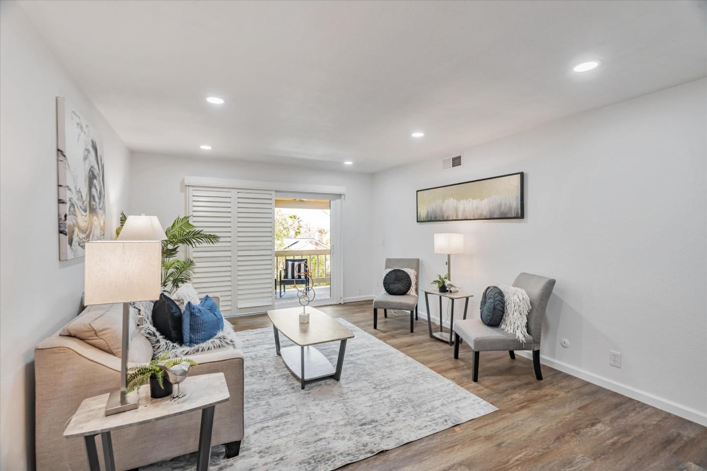 Detail Gallery Image 9 of 41 For 5523 Cribari Cir, San Jose,  CA 95135 - 2 Beds | 2 Baths