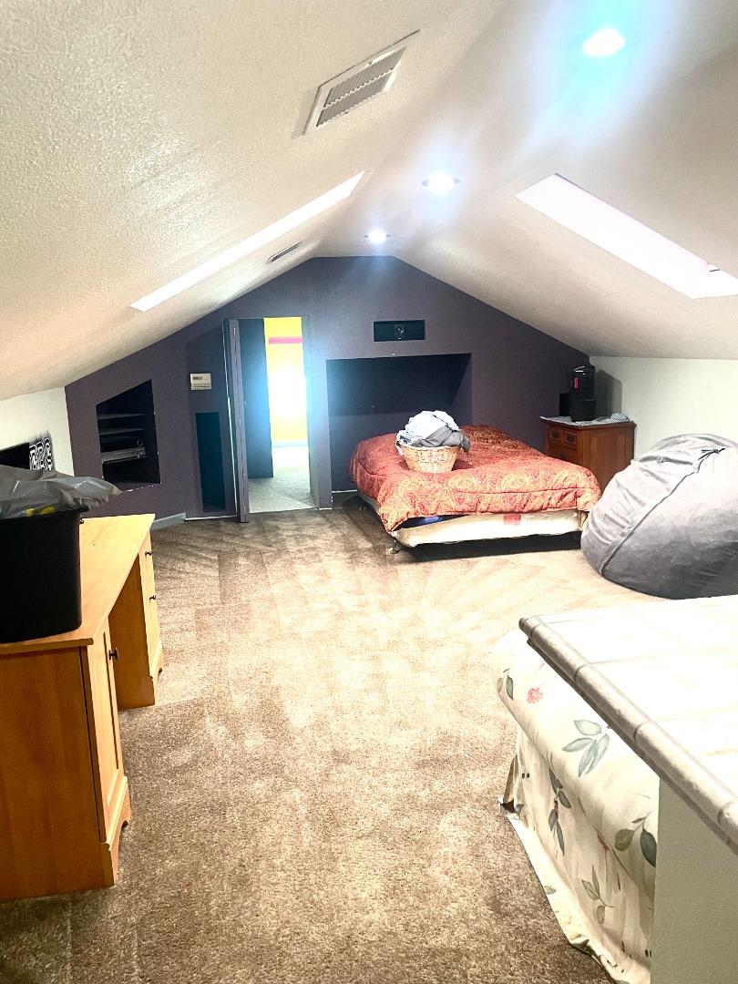 Detail Gallery Image 4 of 4 For 361 W 12th St, Tracy,  CA 95376 - 3 Beds | 2 Baths