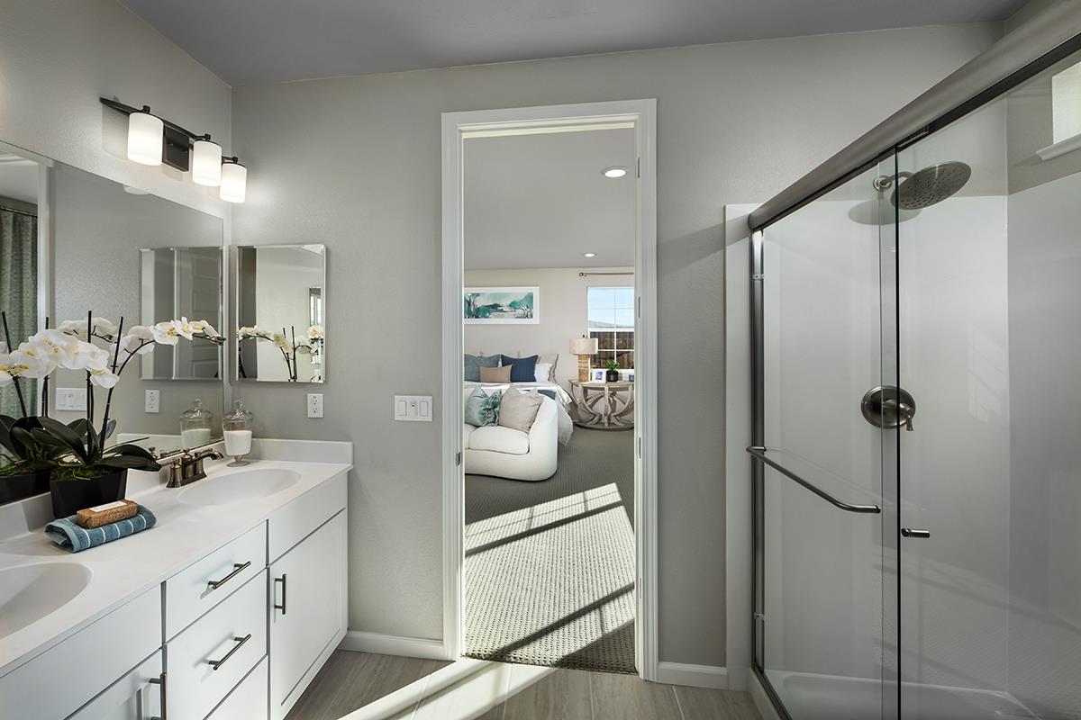 Detail Gallery Image 11 of 11 For 2201 Daisy Dr, Hollister,  CA 95023 - 3 Beds | 2/1 Baths