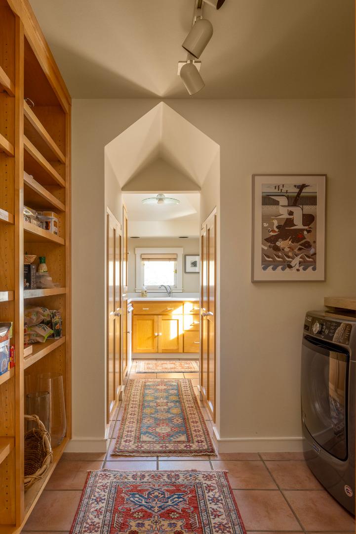 Detail Gallery Image 20 of 42 For 1800 Back Ranch Rd, Santa Cruz,  CA 95060 - 5 Beds | 5 Baths