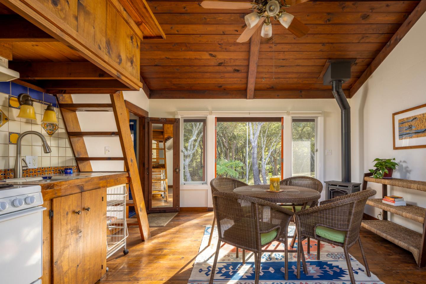 Detail Gallery Image 23 of 42 For 1800 Back Ranch Rd, Santa Cruz,  CA 95060 - 5 Beds | 5 Baths