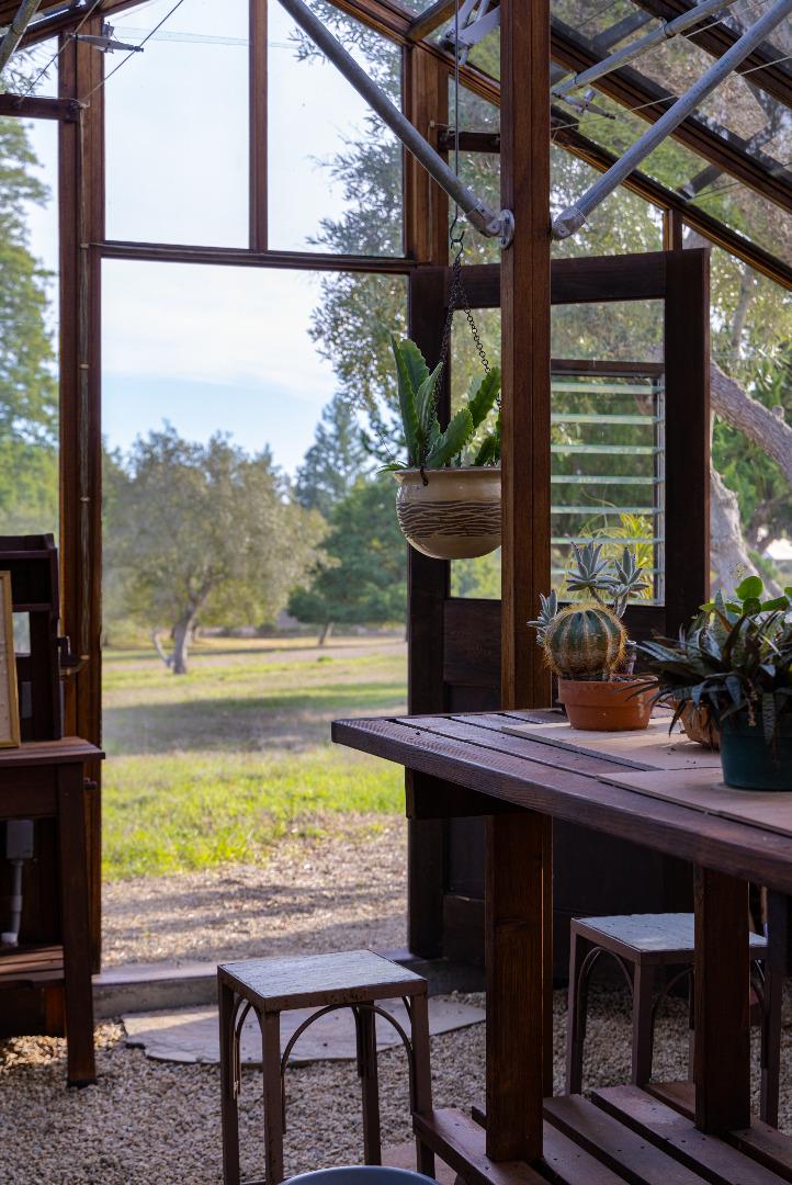 Detail Gallery Image 36 of 42 For 1800 Back Ranch Rd, Santa Cruz,  CA 95060 - 5 Beds | 5 Baths