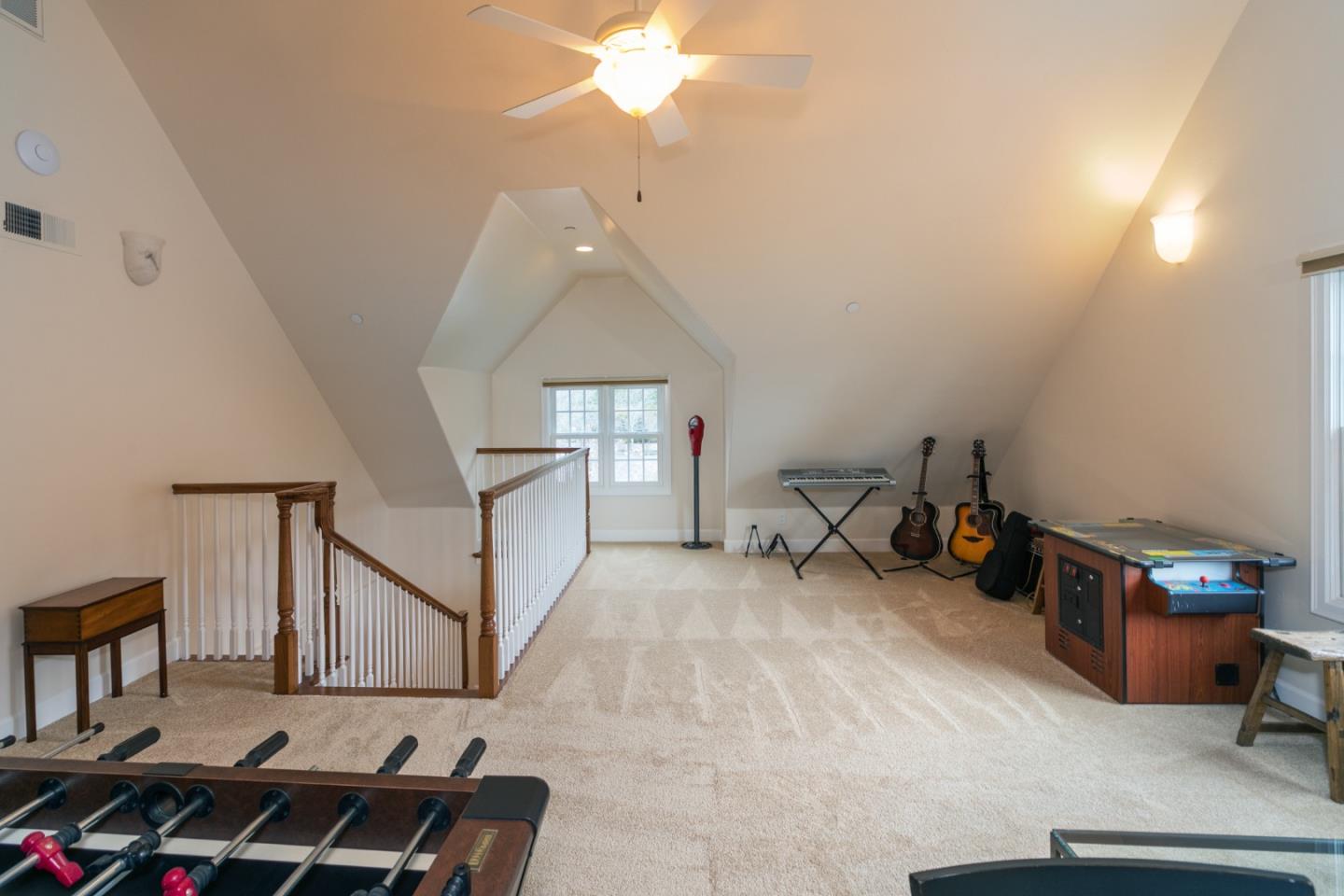 Detail Gallery Image 32 of 113 For 23020 Old Santa Cruz Hwy, Los Gatos,  CA 95033 - 5 Beds | 5/1 Baths
