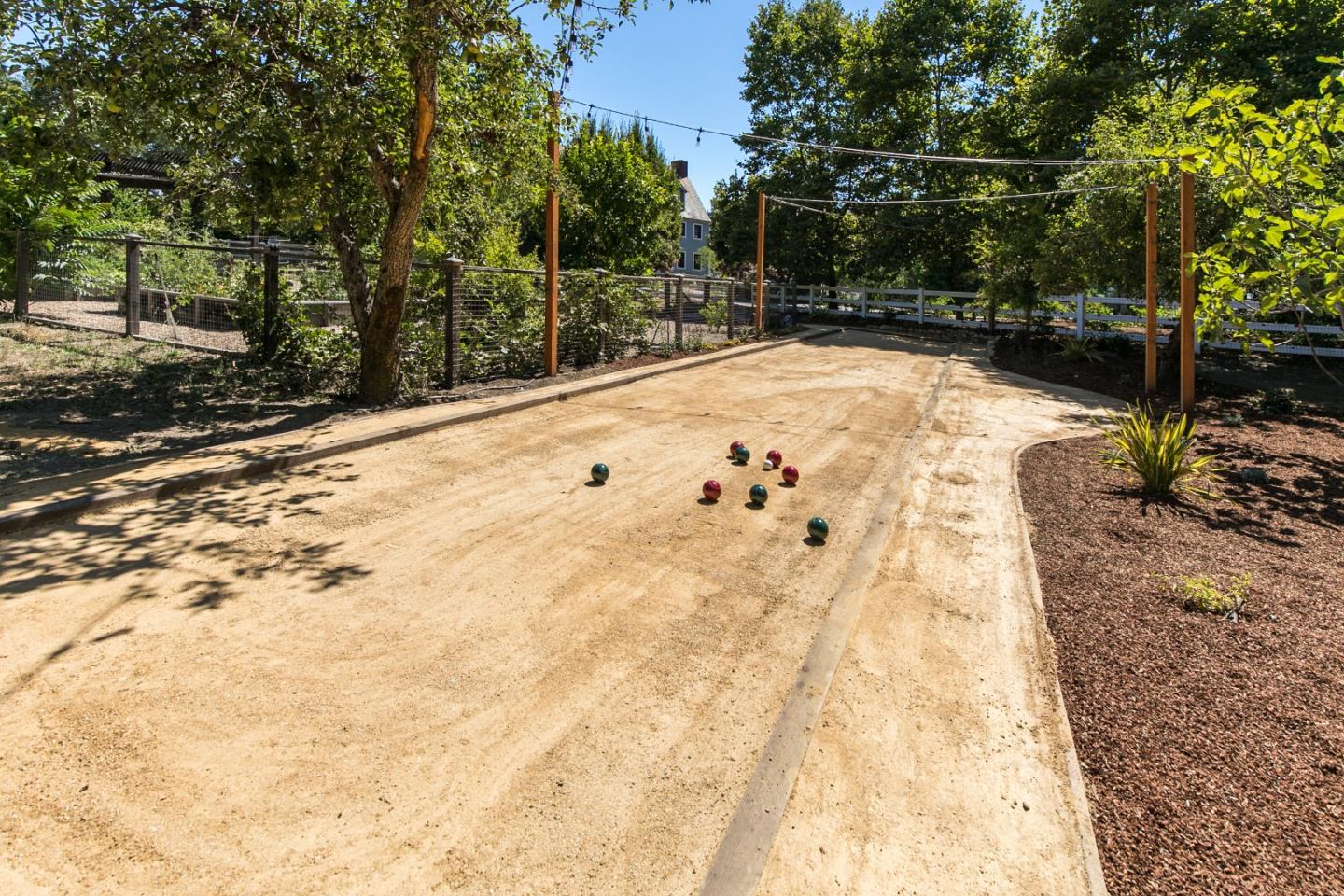 Detail Gallery Image 66 of 113 For 23020 Old Santa Cruz Hwy, Los Gatos,  CA 95033 - 5 Beds | 5/1 Baths