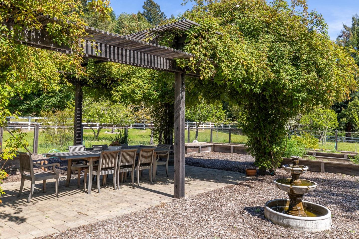Detail Gallery Image 70 of 113 For 23020 Old Santa Cruz Hwy, Los Gatos,  CA 95033 - 5 Beds | 5/1 Baths
