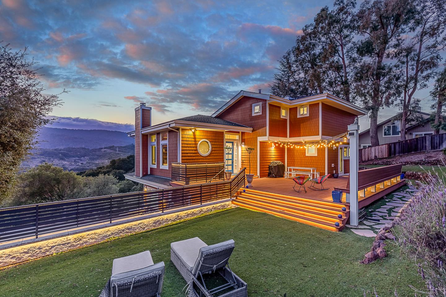 Detail Gallery Image 2 of 27 For 625 W Glen Way, Woodside,  CA 94062 - 3 Beds | 3/1 Baths