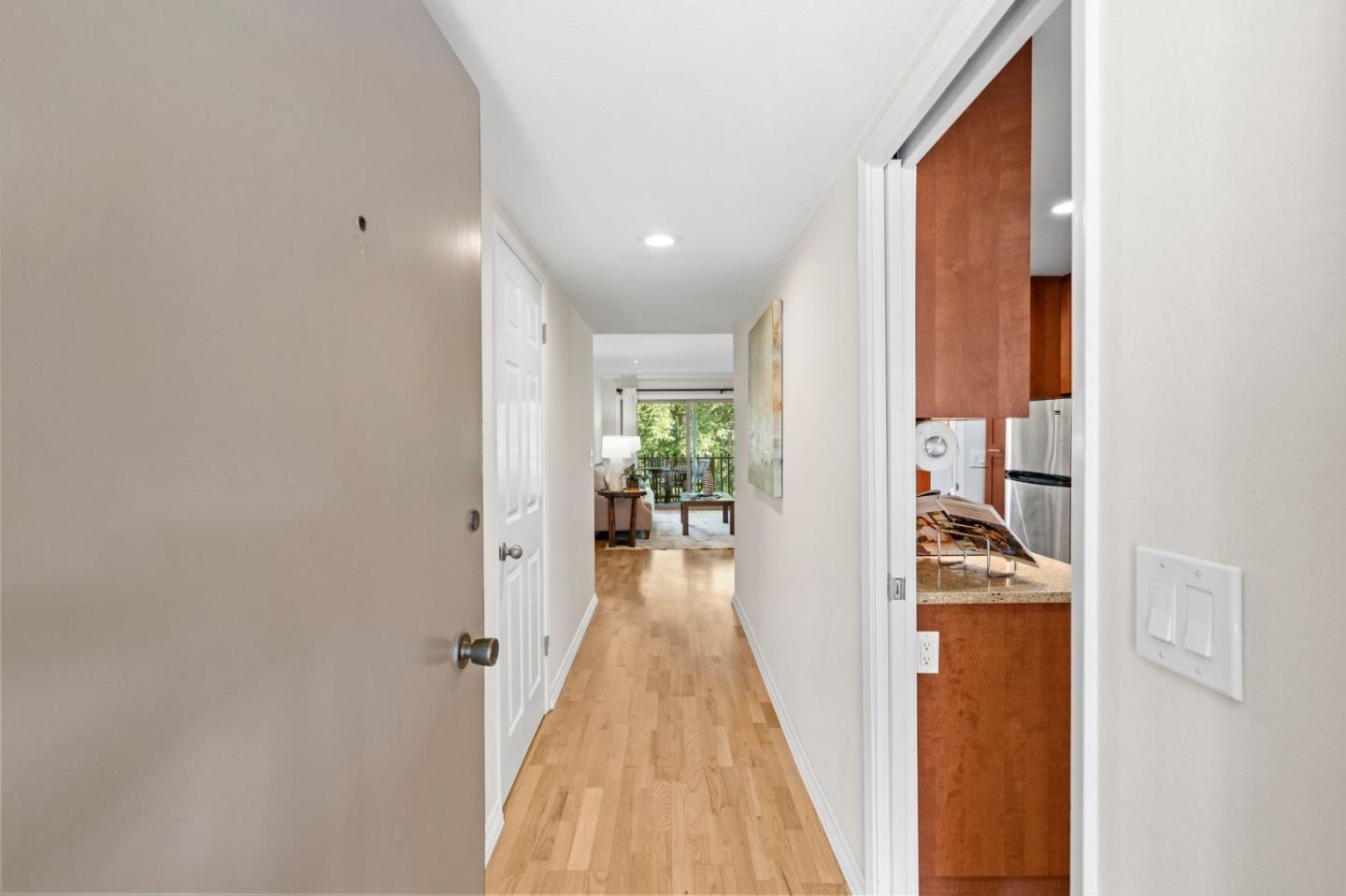 Detail Gallery Image 2 of 21 For 2315 Eastridge Ave #724,  Menlo Park,  CA 94025 - 2 Beds | 2 Baths