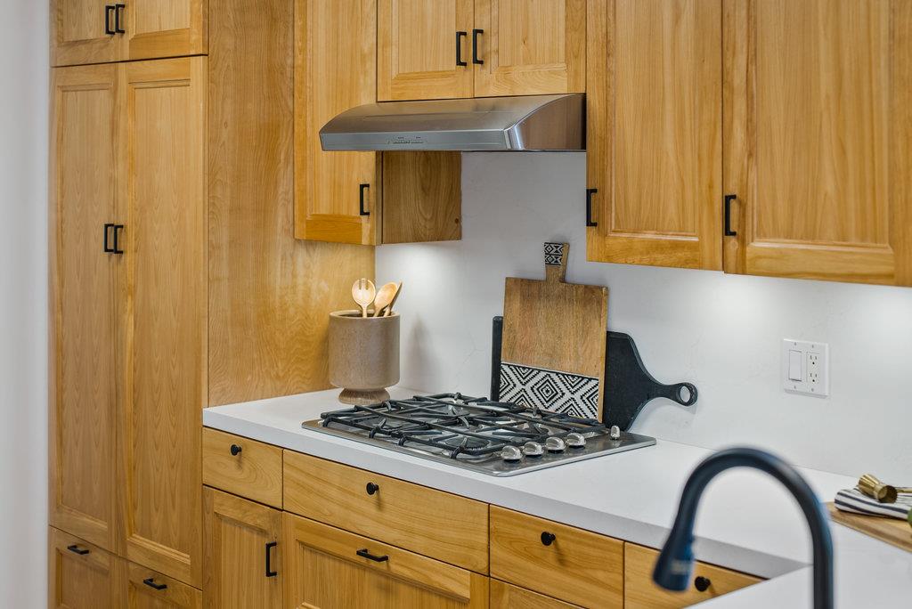 Detail Gallery Image 13 of 33 For 6104 Jason Ct, Aptos,  CA 95003 - 4 Beds | 2/1 Baths