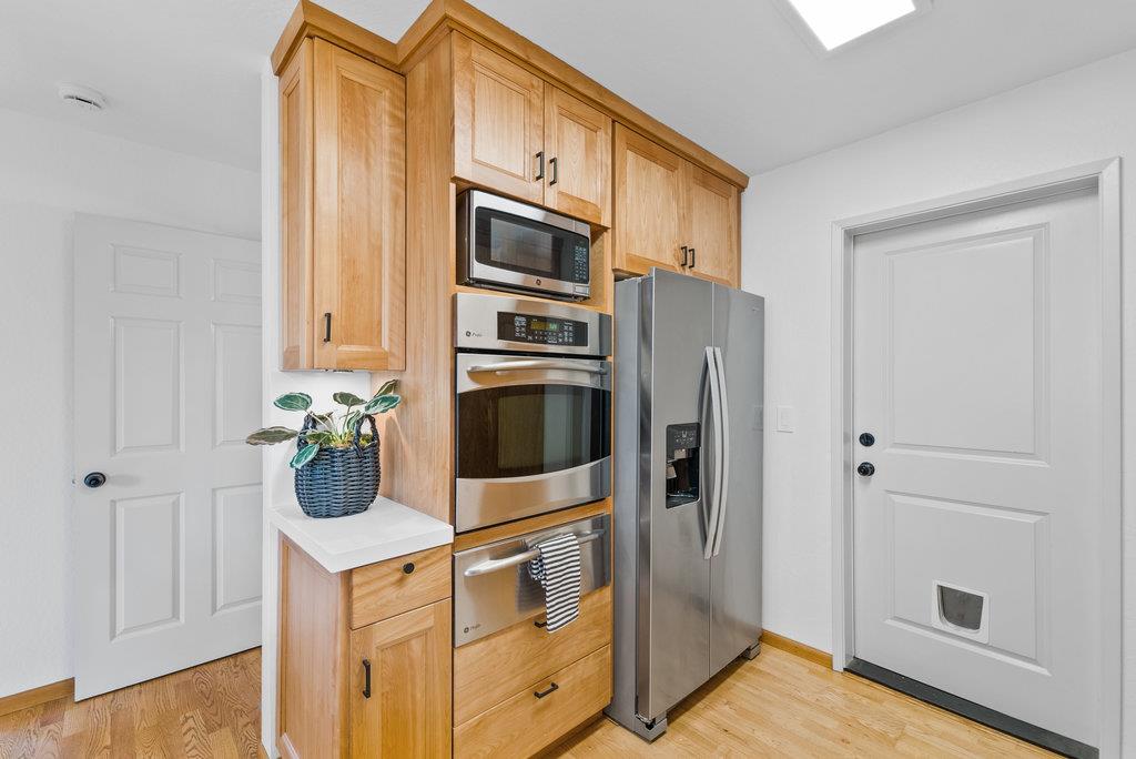 Detail Gallery Image 14 of 33 For 6104 Jason Ct, Aptos,  CA 95003 - 4 Beds | 2/1 Baths