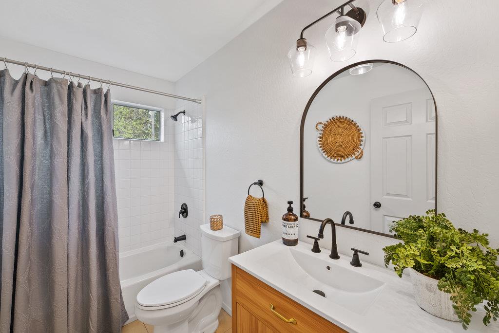 Detail Gallery Image 23 of 33 For 6104 Jason Ct, Aptos,  CA 95003 - 4 Beds | 2/1 Baths