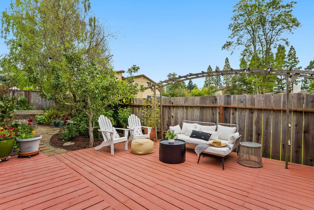 Detail Gallery Image 27 of 33 For 6104 Jason Ct, Aptos,  CA 95003 - 4 Beds | 2/1 Baths