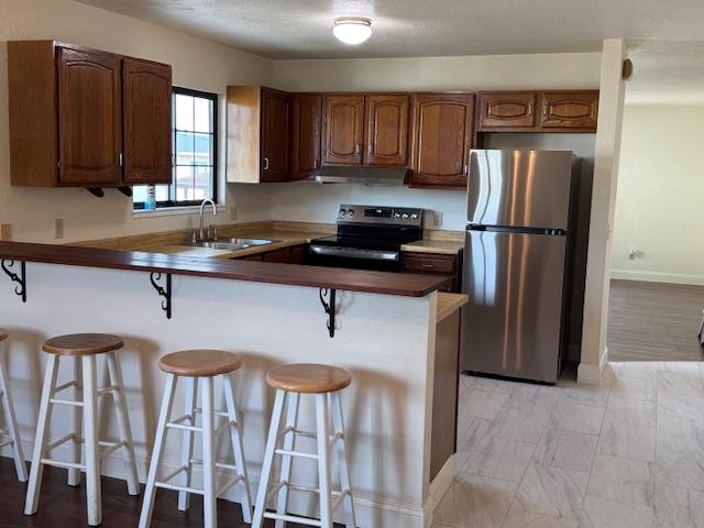 Detail Gallery Image 4 of 17 For 263 Monroe St #D,  Monterey,  CA 93940 - 1 Beds | 1 Baths