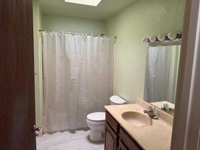 Detail Gallery Image 9 of 17 For 263 Monroe St #D,  Monterey,  CA 93940 - 1 Beds | 1 Baths
