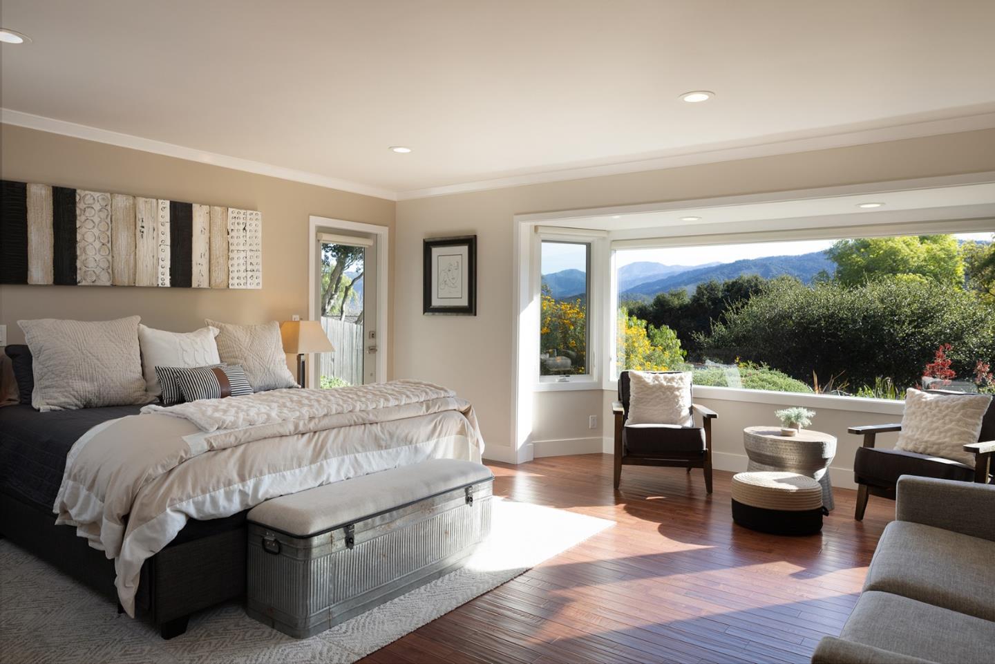 Detail Gallery Image 11 of 32 For 167 El Caminito Rd, Carmel Valley,  CA 93924 - 4 Beds | 4 Baths
