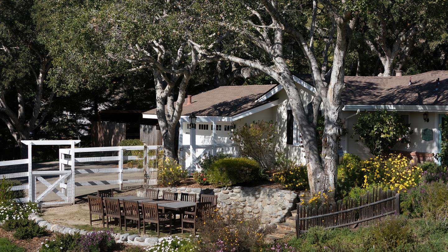 Detail Gallery Image 26 of 32 For 167 El Caminito Rd, Carmel Valley,  CA 93924 - 4 Beds | 4 Baths