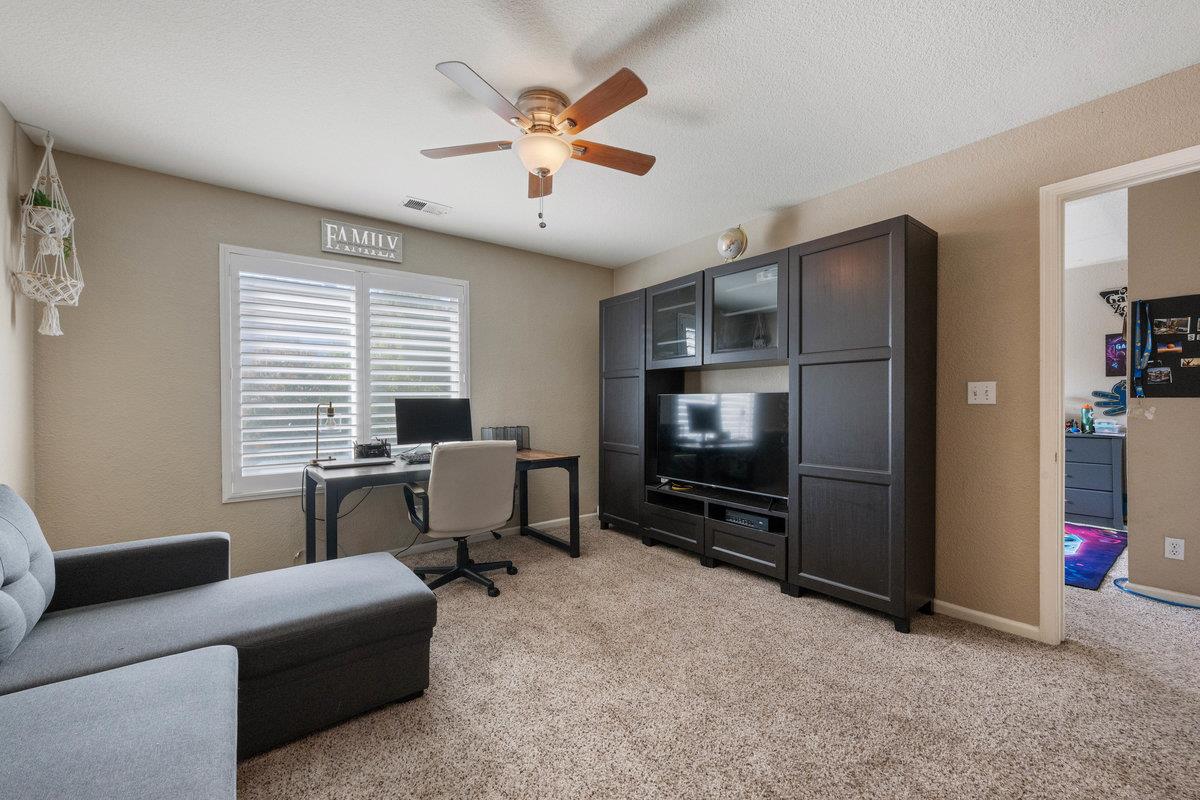 Detail Gallery Image 22 of 48 For 920 Dolores Ct, Tracy,  CA 95376 - 3 Beds | 2/1 Baths
