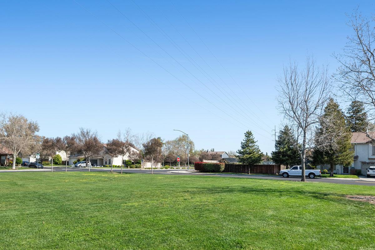 Detail Gallery Image 43 of 48 For 920 Dolores Ct, Tracy,  CA 95376 - 3 Beds | 2/1 Baths