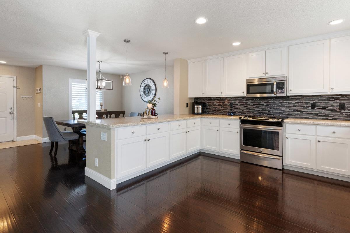 Detail Gallery Image 8 of 48 For 920 Dolores Ct, Tracy,  CA 95376 - 3 Beds | 2/1 Baths