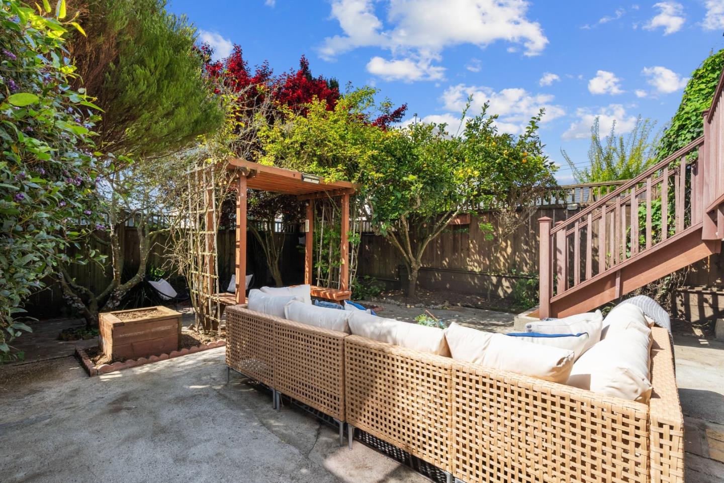 Detail Gallery Image 27 of 32 For 518 Price St, Daly City,  CA 94014 - 3 Beds | 2 Baths