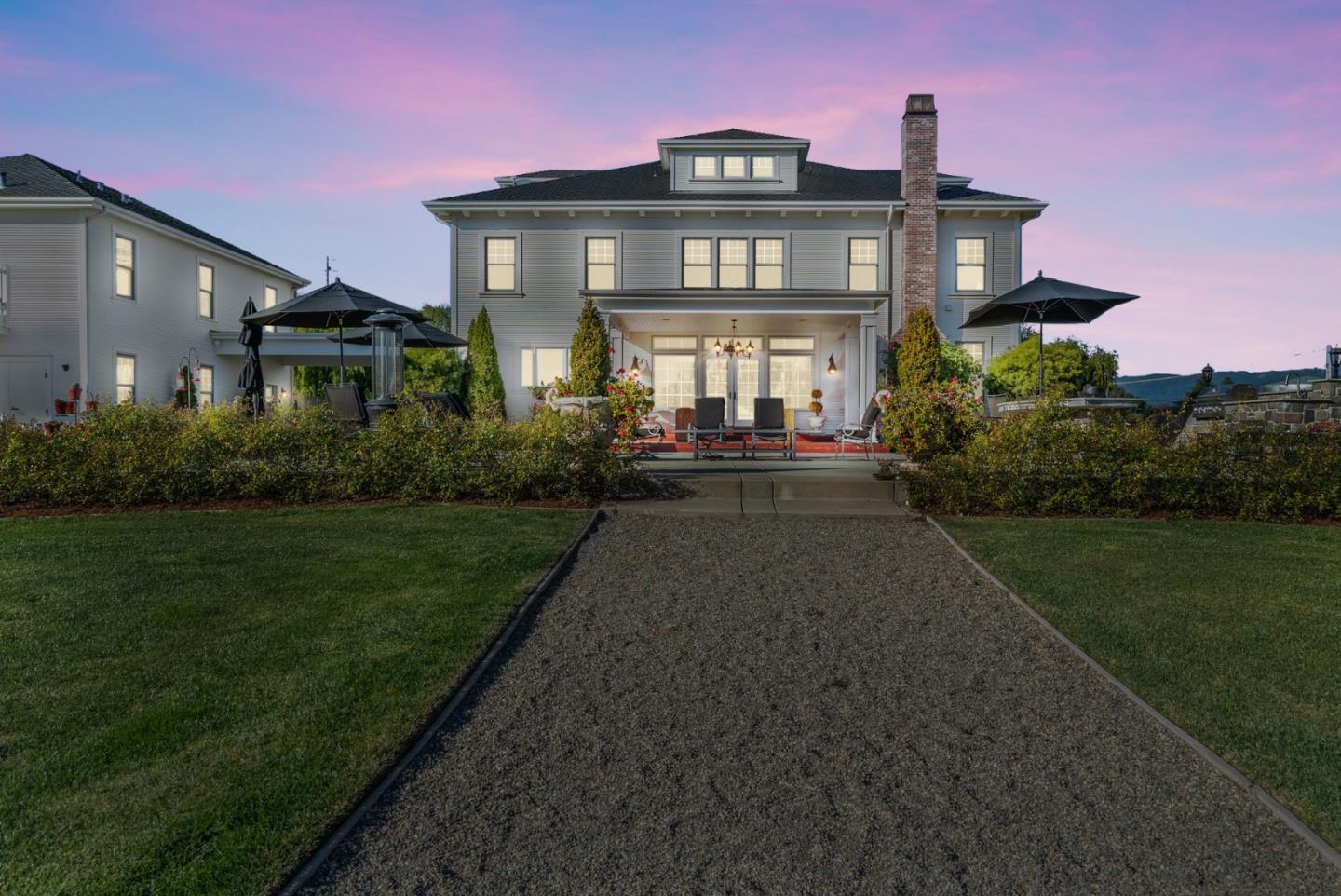 Detail Gallery Image 12 of 97 For 155 Scarlet Ct, Watsonville,  CA 95076 - 3 Beds | 3/1 Baths