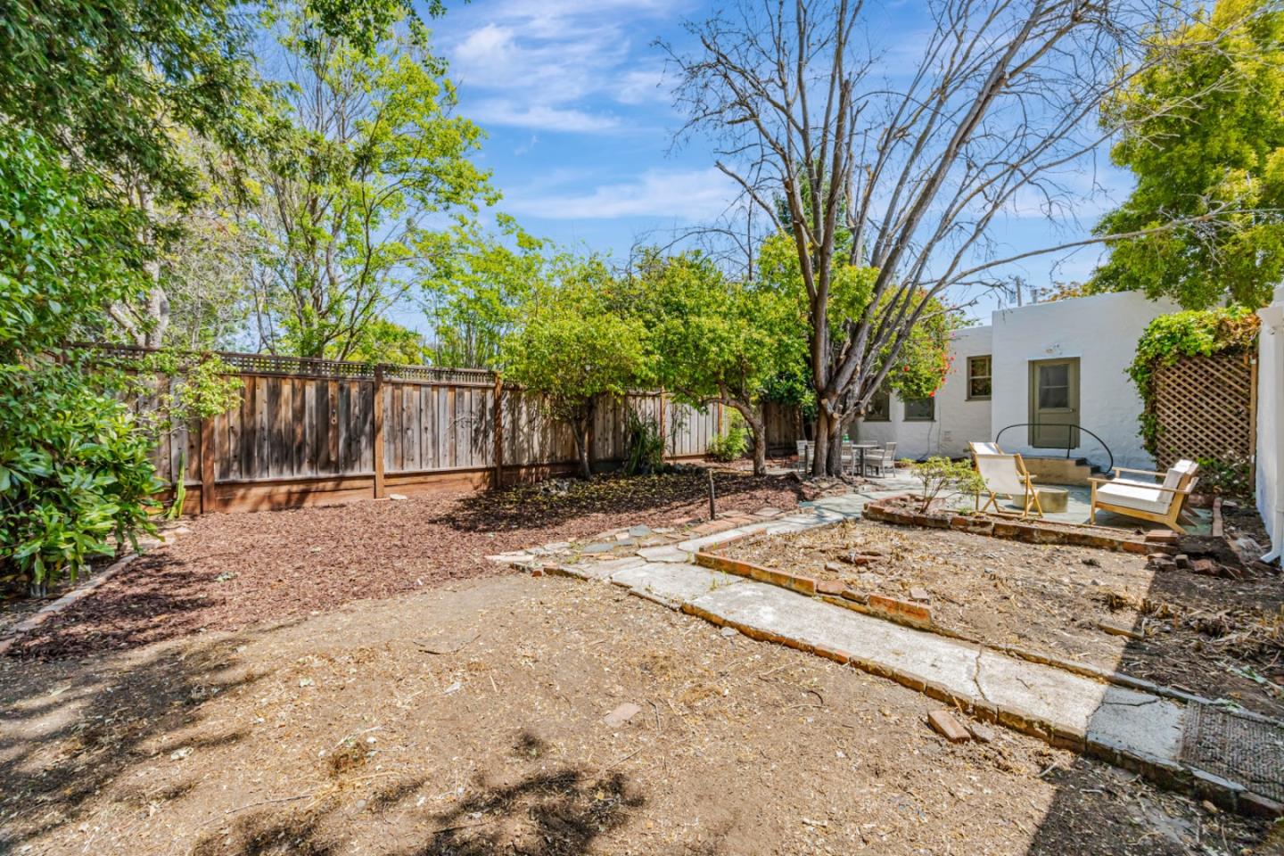 Detail Gallery Image 30 of 34 For 470 Matadero Ave, Palo Alto,  CA 94306 - 2 Beds | 1 Baths