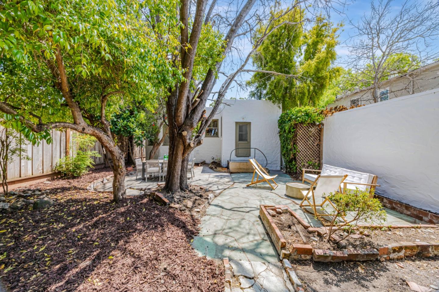 Detail Gallery Image 31 of 34 For 470 Matadero Ave, Palo Alto,  CA 94306 - 2 Beds | 1 Baths