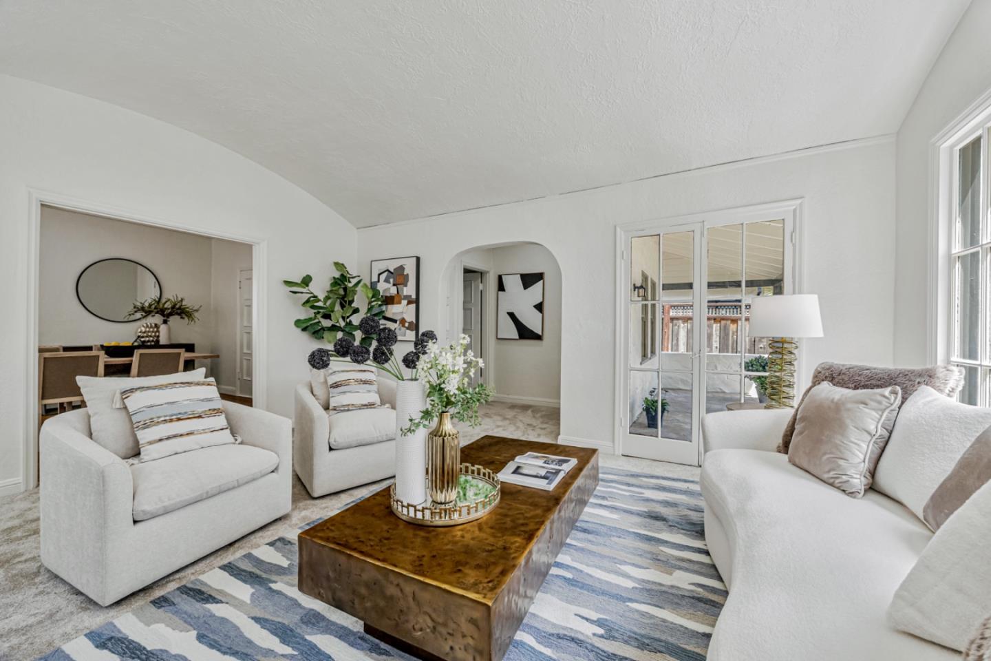 Detail Gallery Image 7 of 34 For 470 Matadero Ave, Palo Alto,  CA 94306 - 2 Beds | 1 Baths