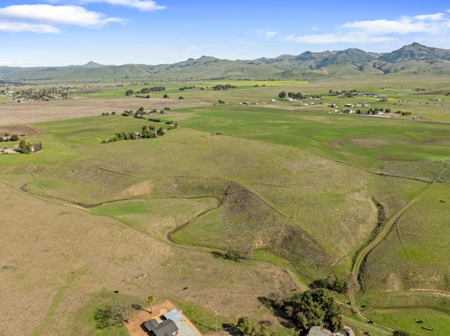 Detail Gallery Image 64 of 65 For 771 Santa Ana Valley Rd, Hollister,  CA 95023 - 5 Beds | 3 Baths