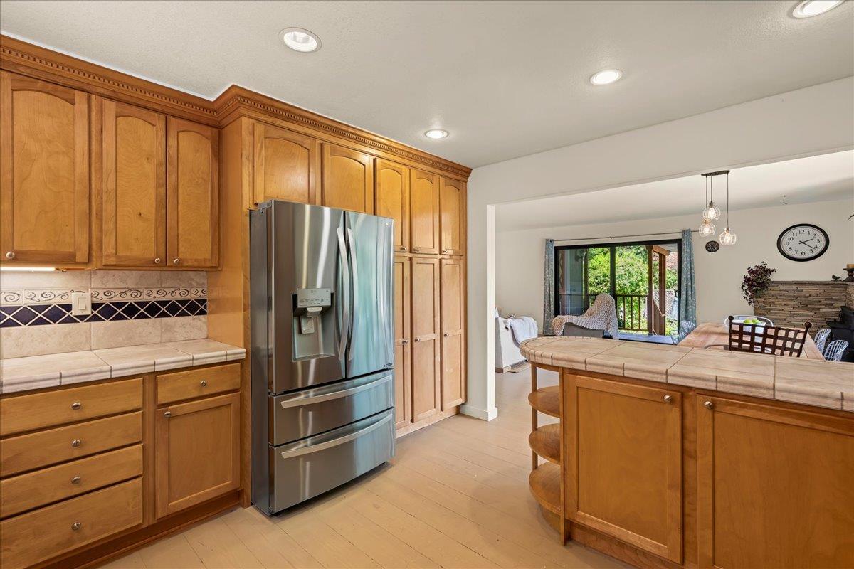 Detail Gallery Image 12 of 40 For 17615 Mountain Charlie Rd, Los Gatos,  CA 95033 - 5 Beds | 2 Baths
