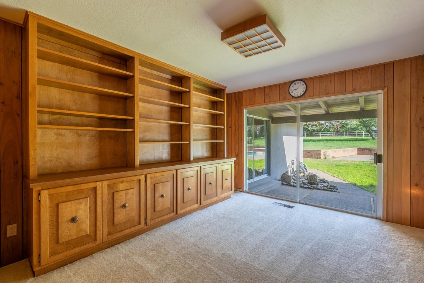 Detail Gallery Image 25 of 39 For 10 Ring Ln, Carmel Valley,  CA 93924 - 5 Beds | 4 Baths