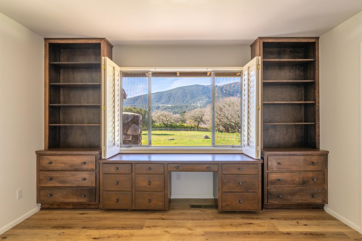 Detail Gallery Image 28 of 39 For 10 Ring Ln, Carmel Valley,  CA 93924 - 5 Beds | 4 Baths