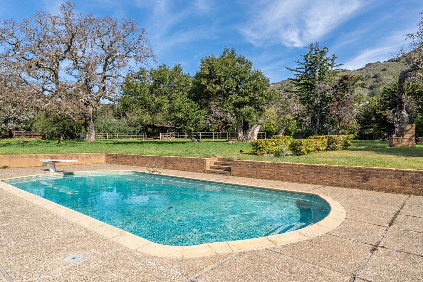 Detail Gallery Image 30 of 39 For 10 Ring Ln, Carmel Valley,  CA 93924 - 5 Beds | 4 Baths