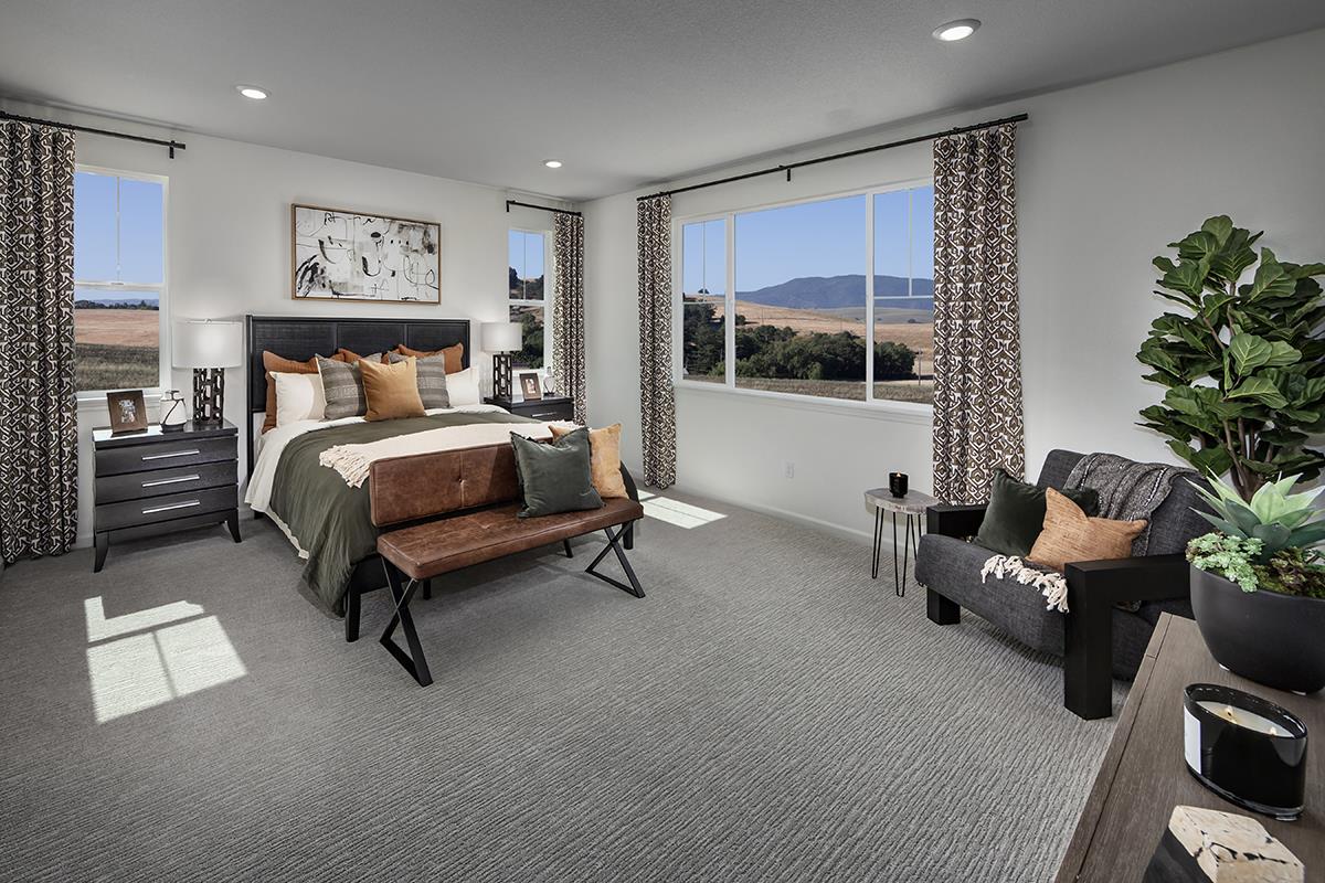 Detail Gallery Image 10 of 13 For 2231 Daisy Dr, Hollister,  CA 95023 - 4 Beds | 2/1 Baths