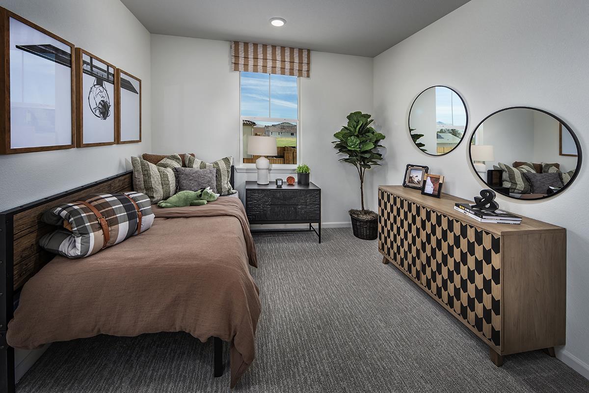 Detail Gallery Image 12 of 13 For 2231 Daisy Dr, Hollister,  CA 95023 - 4 Beds | 2/1 Baths